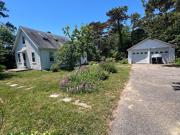 2nd image of 268 Barn Hill Road