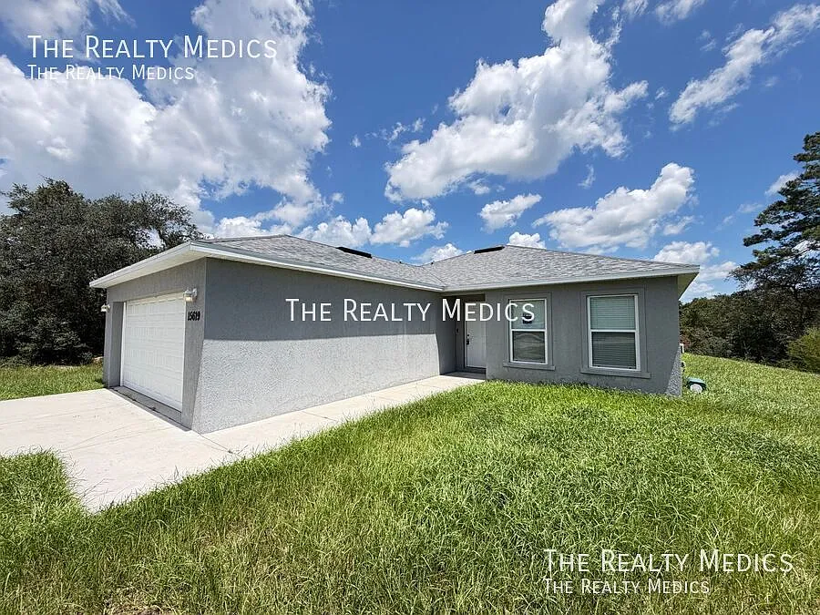 15619 SW 23rd Court Rd