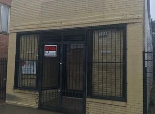 2443 W 71st St, Chicago, IL