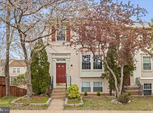 5709 Croatan Ct, Centreville, VA 20120