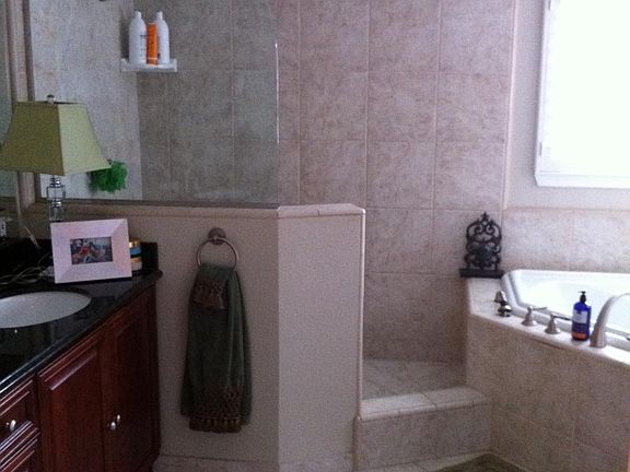 5th image of 17331 Wedgewood Ave