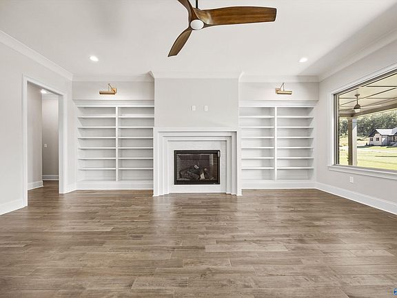 4th image of 742 Indian Ridge Dr