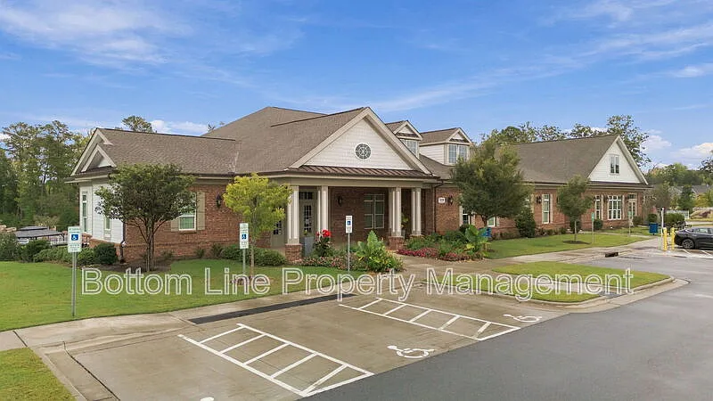 3 bed, 2.5 bath, 1790 sqft, $1,995 — Photo 4