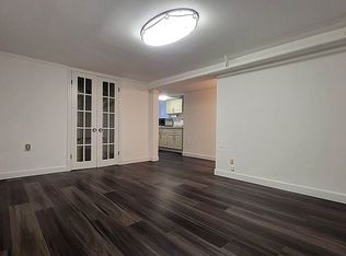 22-18 27th St #L, Astoria, NY 11105
