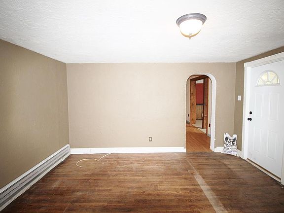 5th image of 370 W 20th St
