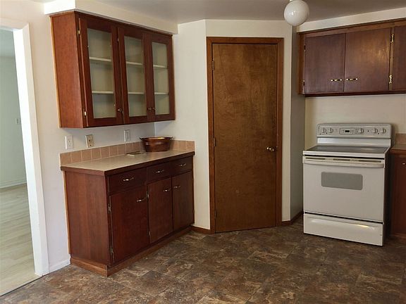 5th image of 6128 N Lincoln St