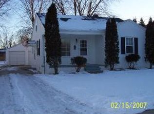 2040 Farlin Ave, Green Bay, WI 54301