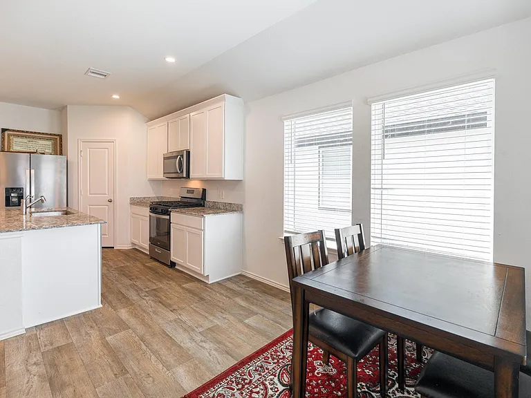 4318 Freya Pointe Dr — Photo 8