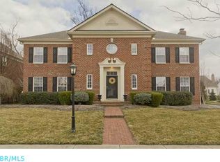 7240 Fernridge Dr, New Albany, OH 43054