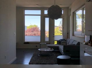 416 12th Ave E #C, Seattle, WA 98102