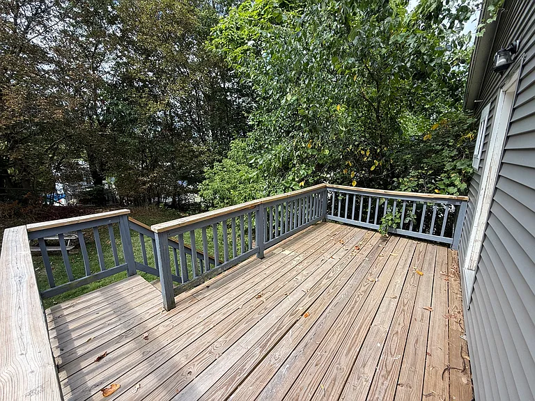 3 Sherman Ave #3 — Photo 10