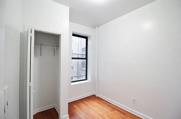 Rented by Julianna Realty Corp | media 28