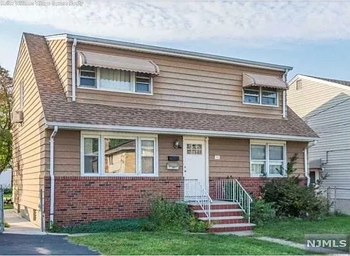 15 Bernice Pl #2 Photo 1