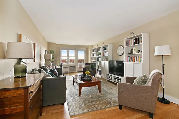 Sold by Compass | media 19