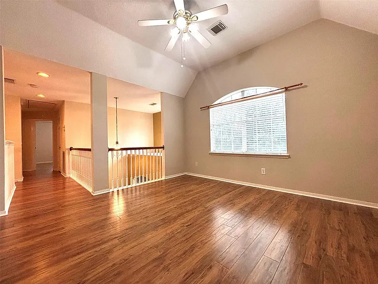 9514 Leaning Tree Ln — Photo 25