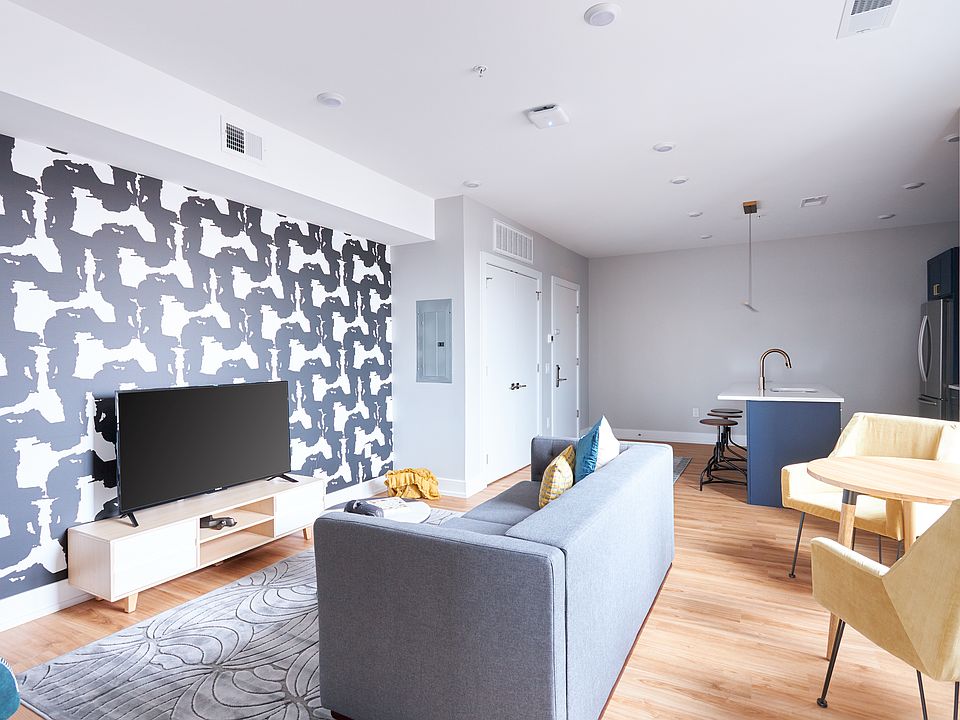 1st image of 1502 Frankford Ave #101