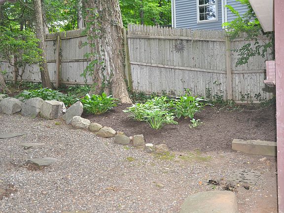 3rd image of 9 Brookside Dr