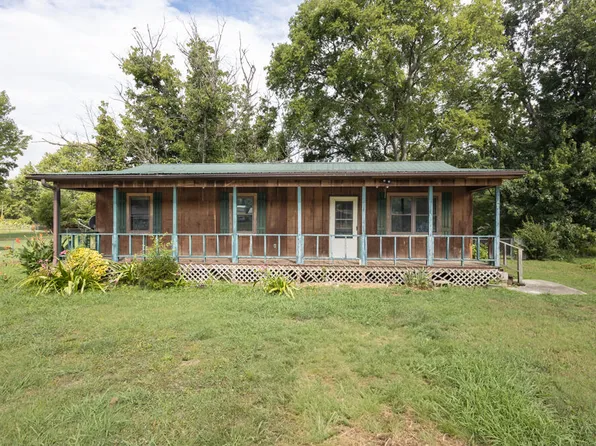 796 E Hills Rd, Jasper, TN 37347