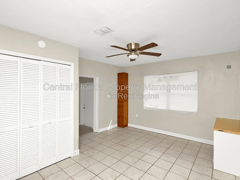226 S Hill Ave — Photo 12