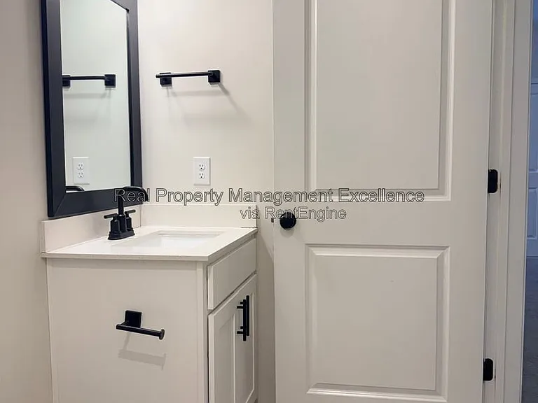 101 Brody Pine Way — Photo 53