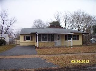 15 Metten Rd, Newark, DE 19713