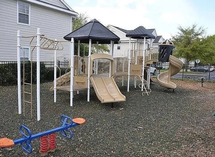 1301 Eastern Pecan Pl #208 — Photo 31