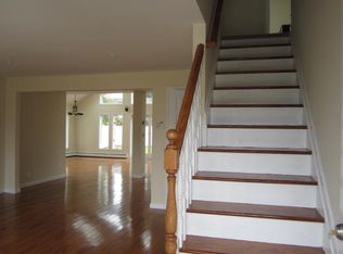 78 Pengon Cir, East Meadow, NY 11554
