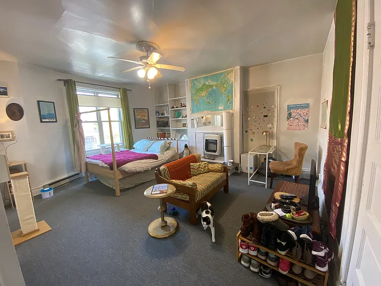 5528 Howe St #3 — Photo 1