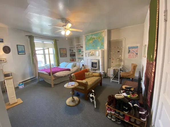 5528 Howe St APT 3, Shadyside, PA 15232