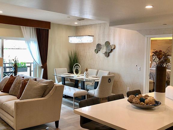 4th image of 2939 W Leeward Ave #406