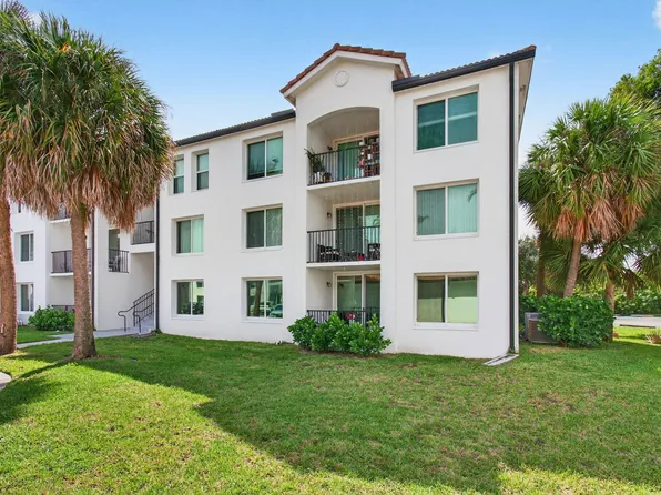 1024 Villa Circle #1024, Boynton Beach, FL 33435