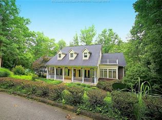 1523 Royal Oaks Rd, Charleston, WV 25314