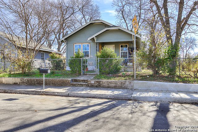 1st image of 4438 Monterey St
