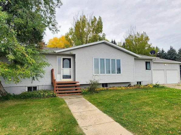 11240 20th Ave SE, Minot, ND 58701