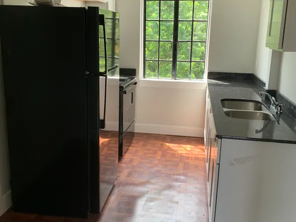 700 Chalfonte Pl, Cincinnati, OH