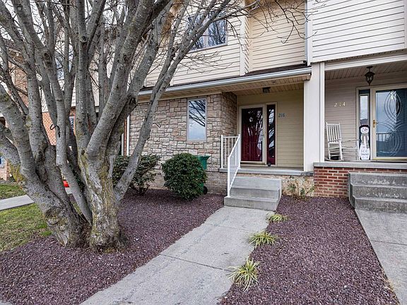2nd image of 216 Walnut Dr