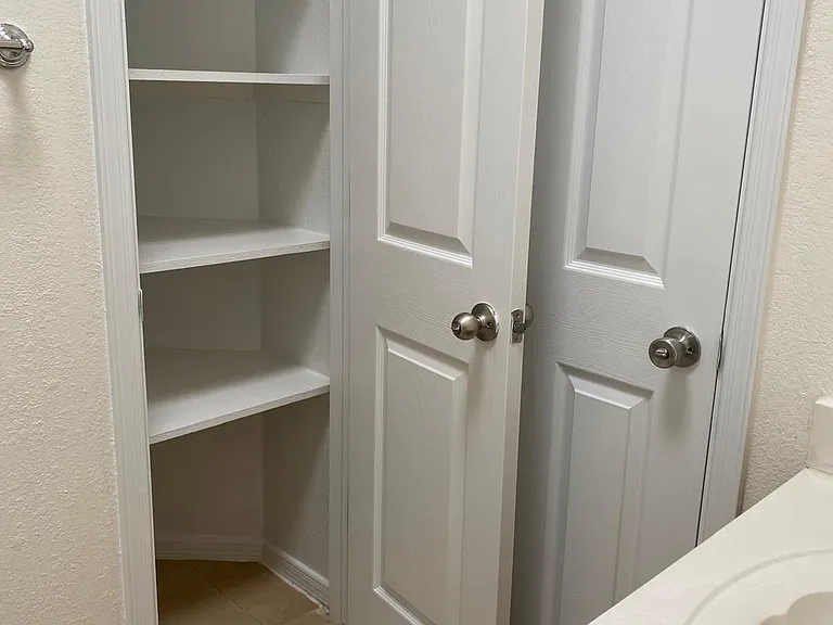 2150 King James Pl #1 — Photo 7