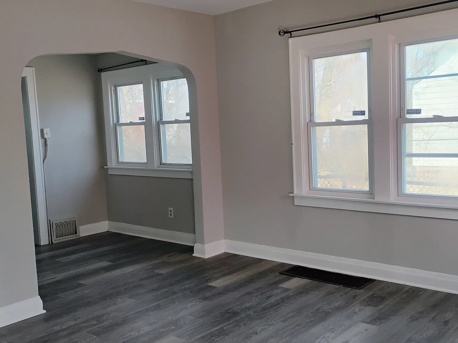 2424 W 19th Ave — Photo 3