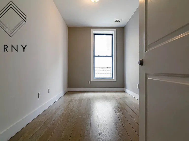 209 Malcolm X Blvd #1L — Photo 10