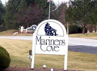 1 Mariners Cv, Vermilion, OH 44089