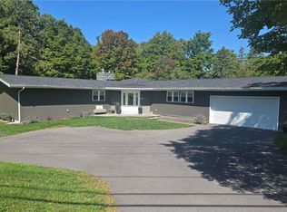 7187 Woodchuck Hill Rd, Fayetteville, NY 13066