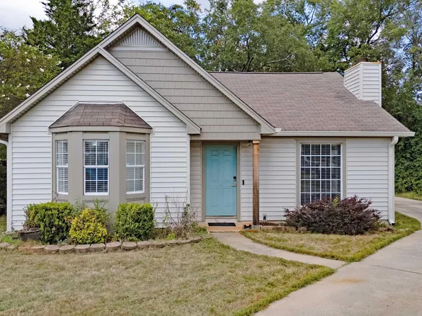 138 Park Place Ln, Alabaster, AL 35007