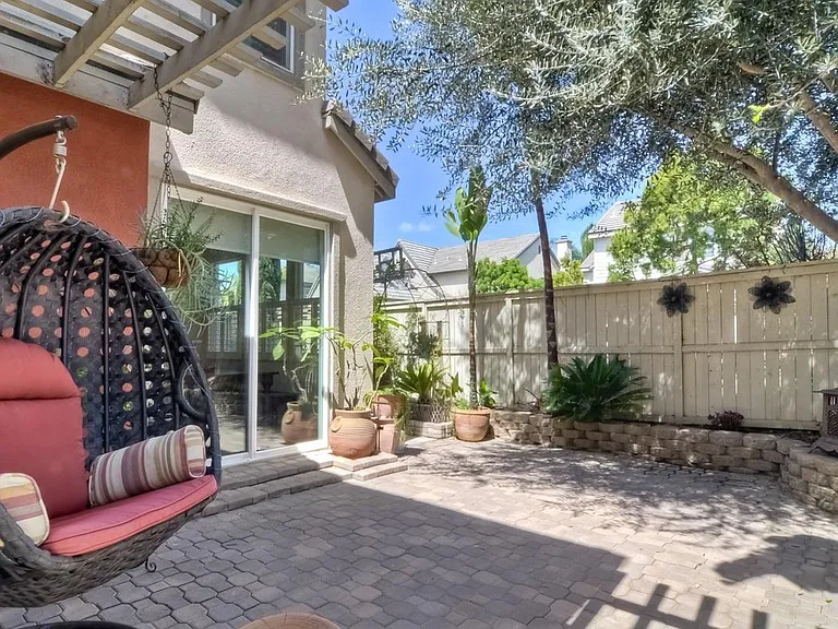 16489 Sunstone Dr — Photo 12
