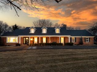 14245 Heatherwood Ct, Elm Grove, WI 53122