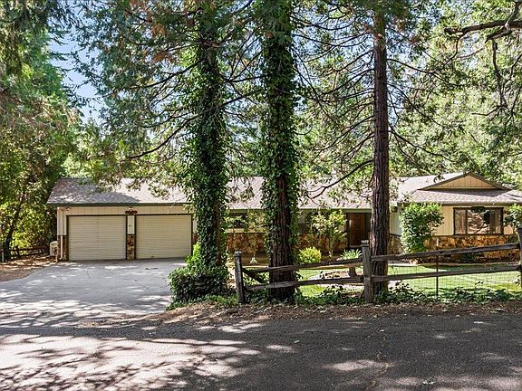 2nd image of 22698 Robin Hood Dr