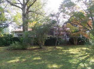 116 Fairlane Dr, Franklin, NC 28734