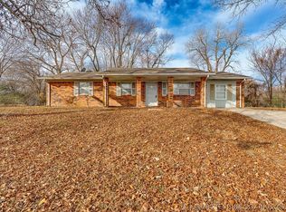 3615 Governor Harris Dr, Ada, OK 74820
