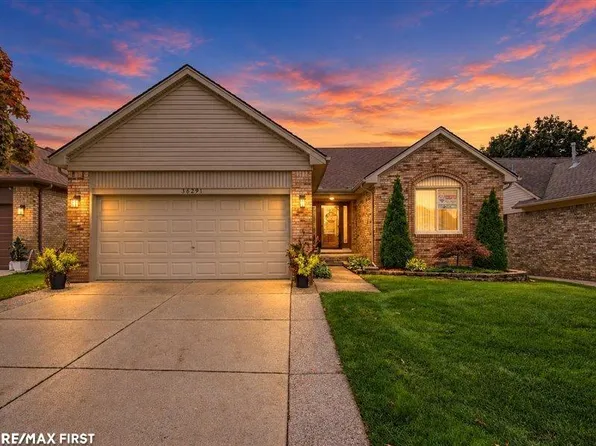 36291 Appaloosa Ct, Clinton Township, MI 48035