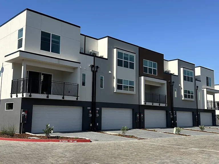 8094 Quiet Knolls Dr — Photo 19