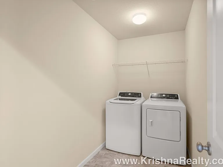 7443 NW 164th Ave — Photo 15